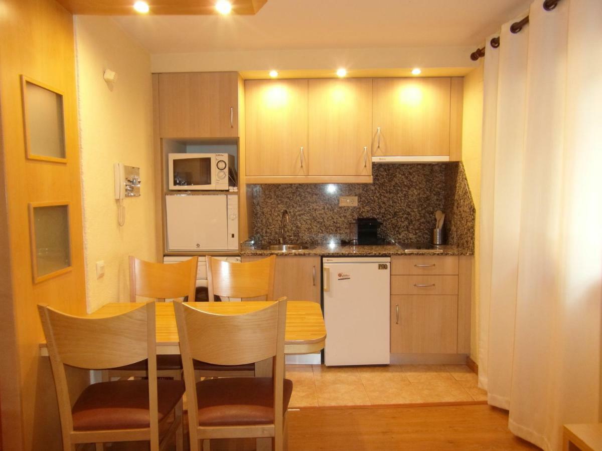 B06 - Mayor 22, 1º - Villmor Apartment Benasque Ngoại thất bức ảnh